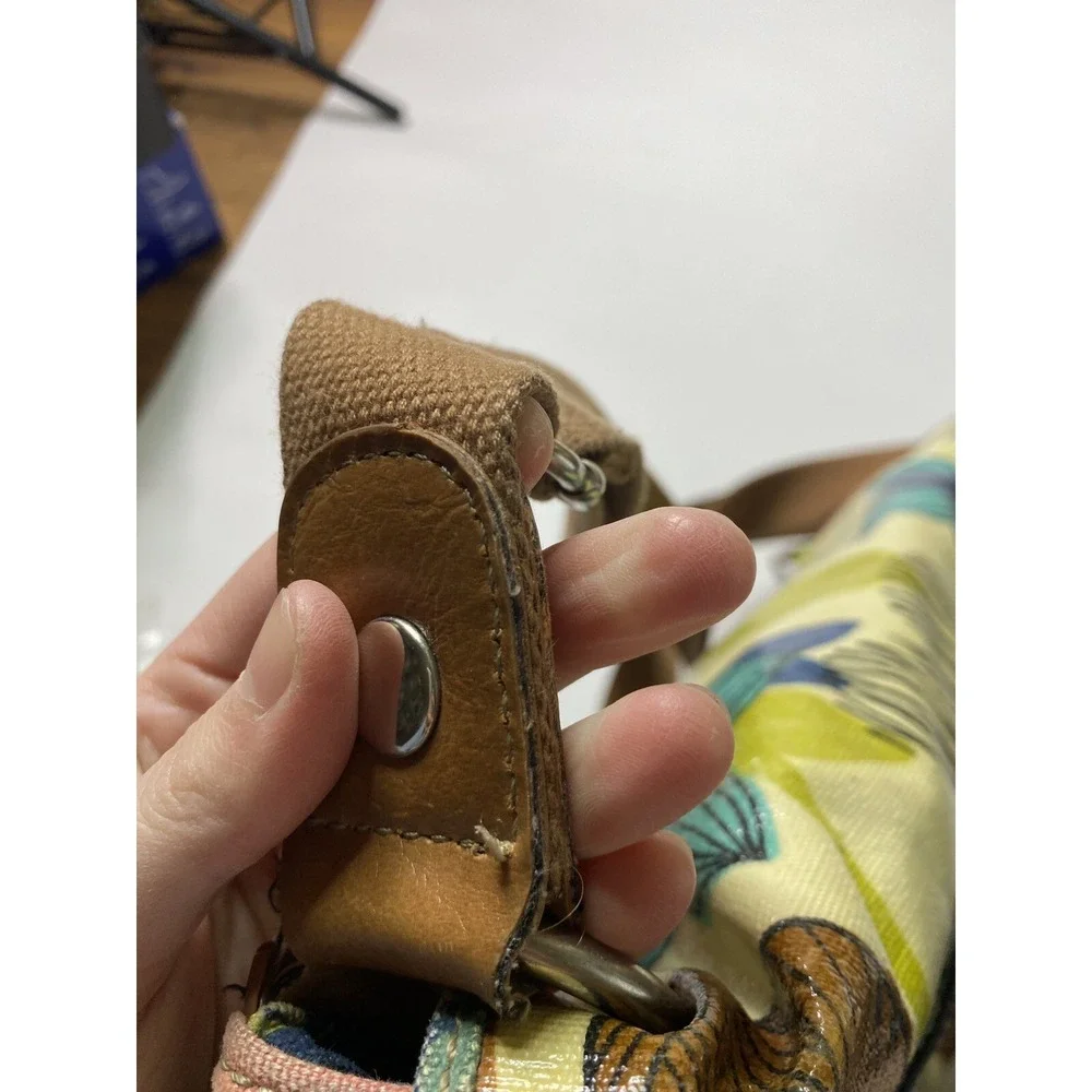 FOSSIL Key-per Coated Canvas Floral Multi-Color Travel Crossbody Bag Boho Hippie